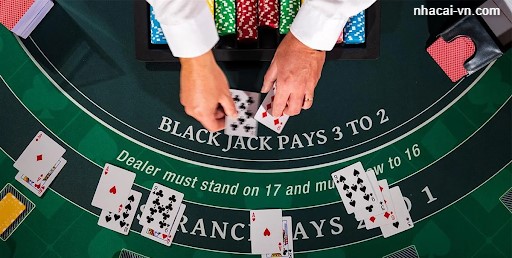 Tìm hiểu cược phụ Blackjack là gì